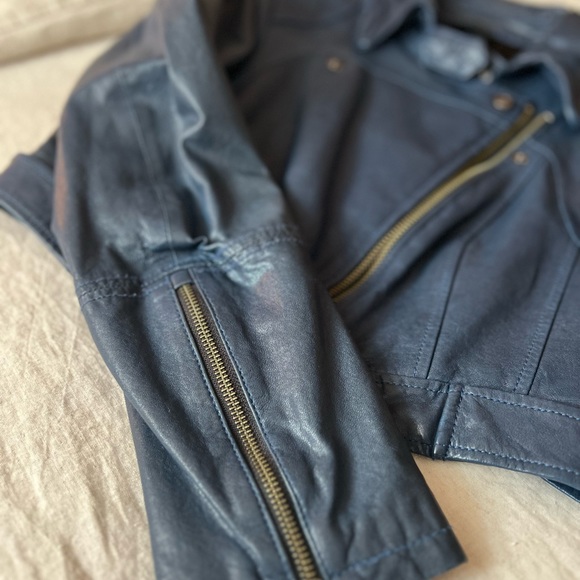 Cobalt blue Mackage, leather jacket. - Picture 2 of 11